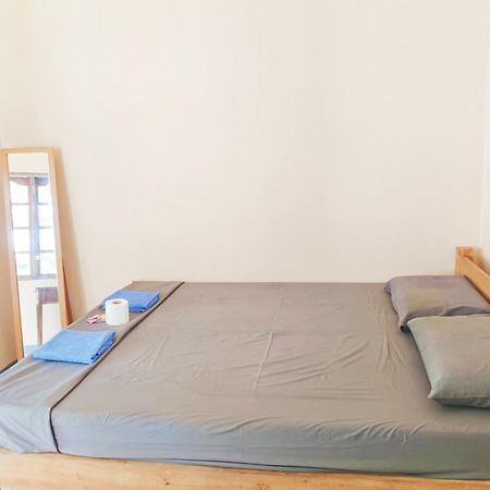 James Homestay Сікіхор Номер фото